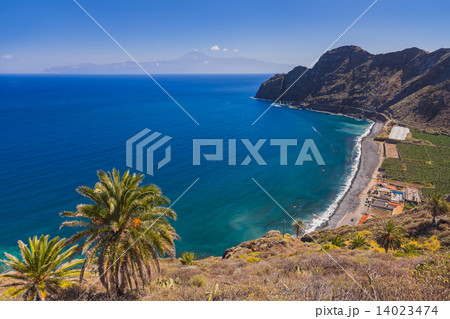 Beautiful beach in La Gomera island - Canary 14023474