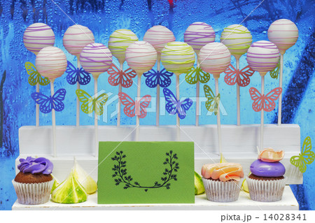 cake-pops on a vivid background 14028341