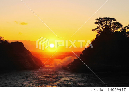 2月空・夕焼け・夕日130西伊豆・堂ヶ島 14029957