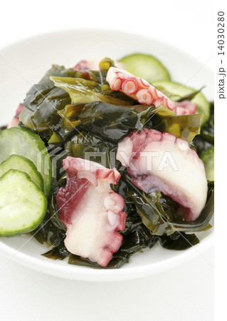 わかめとタコの酢の物 14030280