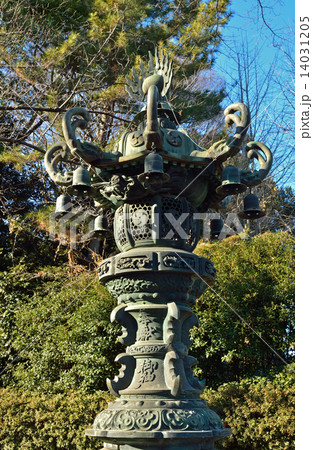 鷲宮神社・銅灯籠 14031205