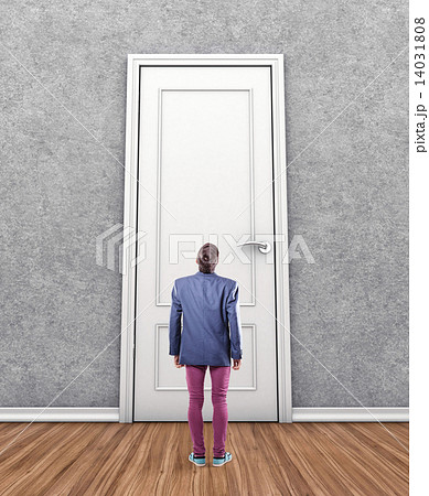 Man before a door Man before a door 14031808