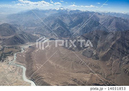 Mountain range, Leh, Ladakh, India Mountain range, Leh, Ladakh, India 14031853