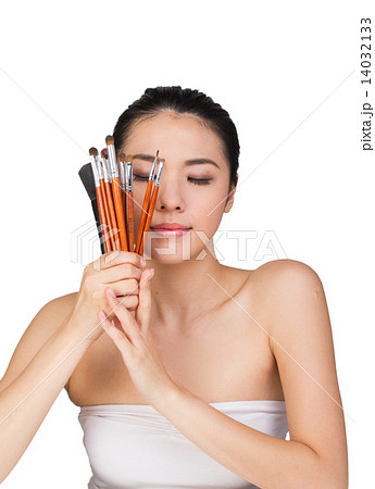Asian Beauty Make-Up Shot Asian Beauty Make-Up Shot 14032133