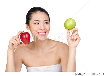 Asian Beauty with Two Apples 14032461