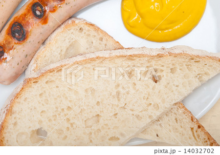 traditional German wurstel sausages traditional German wurstel sausages 14032702