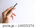 鉛筆を持つ手 14035374