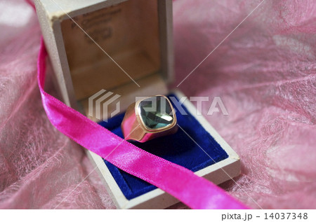Ring Ring 14037348