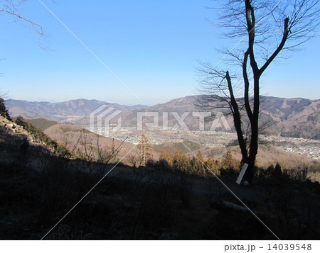 宝登山からの眺め(埼玉県秩父郡長瀞町) 宝登山からの眺め(埼玉県秩父郡長瀞町) 14039548