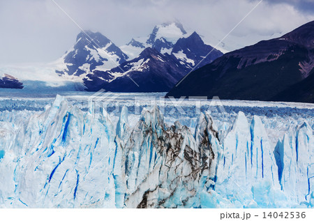 Glacier in Argentina 14042536