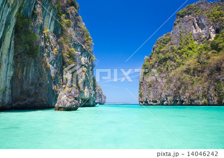 Maya bay, Phi-Phi Le island, Thailand. 14046242