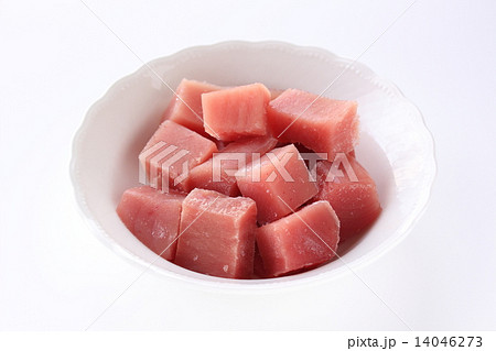 きはだマグロの角切り きはだマグロの角切り 14046273