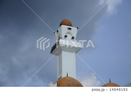 Minaret of Perak State Mosque in Ipoh, Perak, Malaysia Minaret of Perak State Mosque in Ipoh, Perak, Malaysia 14049193