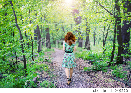 Beautiful woman in the park 14049370