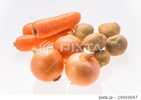 玉ねぎ、じゃがいも、にんじんの盛り合わせ 14050047