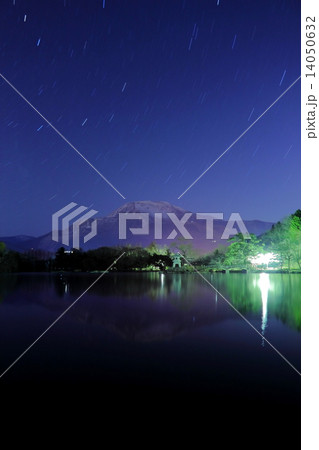 伊吹山と三島池 14050632