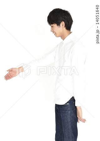手 14051640