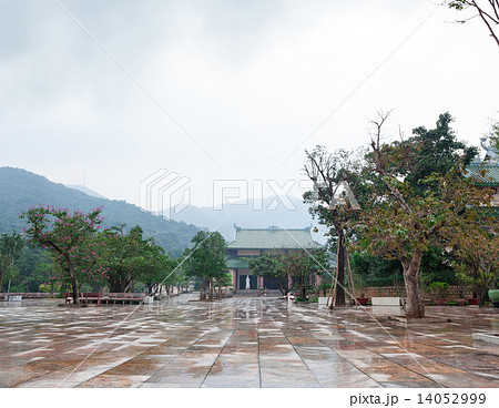 Temple Linh Ung Pagoda Vietnam Danang 14052999