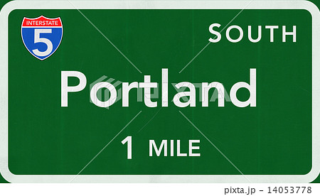 Portland USA Interstate Highway Signのイラスト素材 [14053778] - PIXTA
