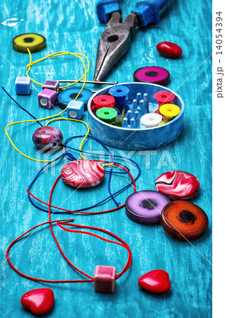 crafts with beads crafts with beads 14054394
