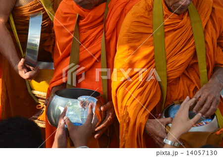 タイ　托鉢 14057130