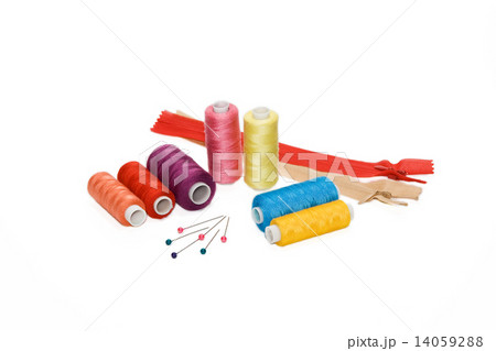 Different threads, zipper and pins 14059288