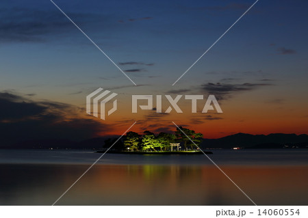 宍道湖　夕暮れの嫁ヶ島 14060554