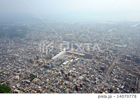 鹿児島中央駅を空撮 14070778