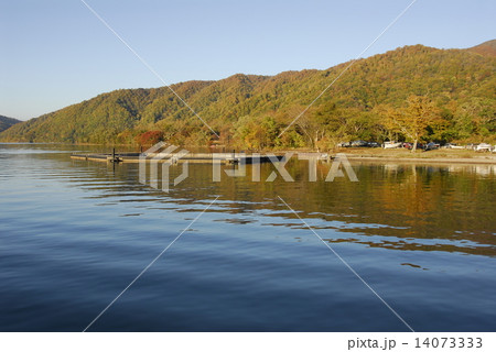 十和田湖の紅葉 十和田湖の紅葉 14073333