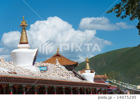 中国・青海省玉樹 ジャナマニ チョルテン 中国・青海省玉樹 ジャナマニ チョルテン 14075295