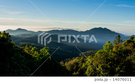 Fog over the mountain, Doi Inthanon national park the highest mo 14076011