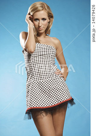 blonde woman blonde woman 14079426