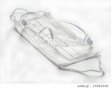 花粉症対策メガネと不織布マスク 14082040