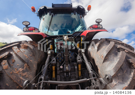 Tractor New Tractor New 14084136