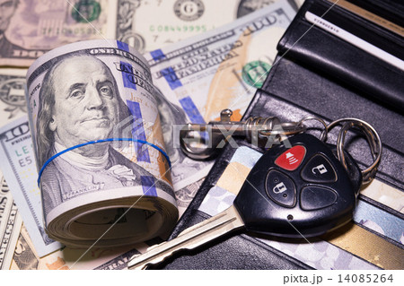 Roll of One Hundred Dollar Bills Roll of One Hundred Dollar Bills 14085264