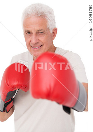 Senior man in boxing gloves 14091769