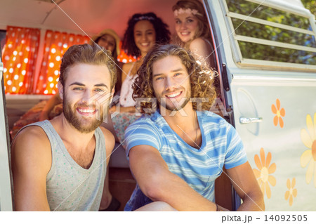 Hipster friends on road trip 14092505