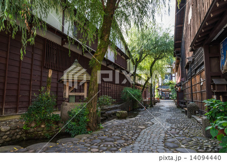 郡上八幡　やなか水のこみち 14094440