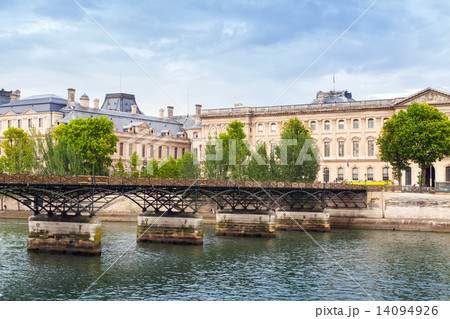 Pont des Arts, bridge over the River Seine in Paris 14094926