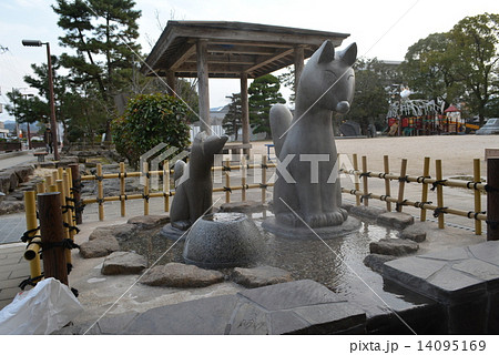 山口市湯田温泉の足湯 山口市湯田温泉の足湯 14095169