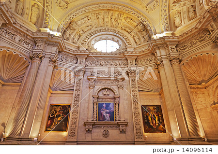 Cathedral La Giralda at Sevilla Spain Cathedral La Giralda at Sevilla Spain 14096114