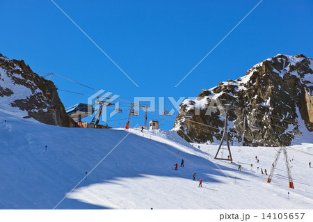 Mountains ski resort - Innsbruck Austria 14105657