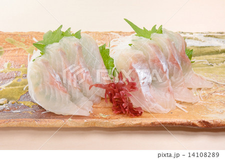 おいしいほうぼうの刺し身 14108289