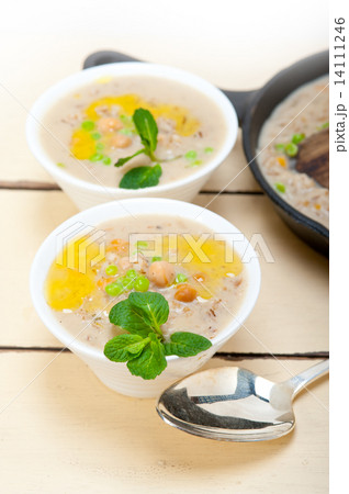 Hearty Middle Eastern Chickpea and Barley Soup 14111246