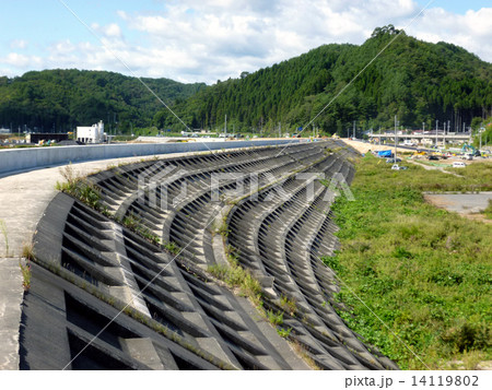 田老防潮堤　津波後 14119802