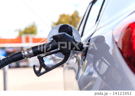 Car refuel 14121952