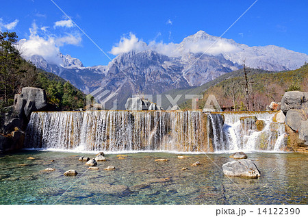 雲南省の玉龍雪山風景名勝区 雲南省の玉龍雪山風景名勝区 14122390