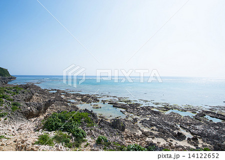 沖縄の海・大度浜海岸 14122652
