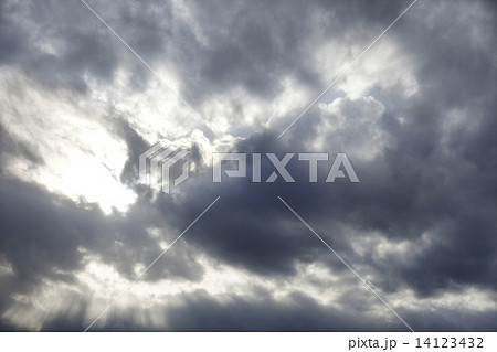 ドラマチックな雲 ドラマチックな雲 14123432
