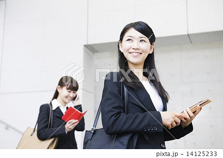 ビジネスウーマン 14125233